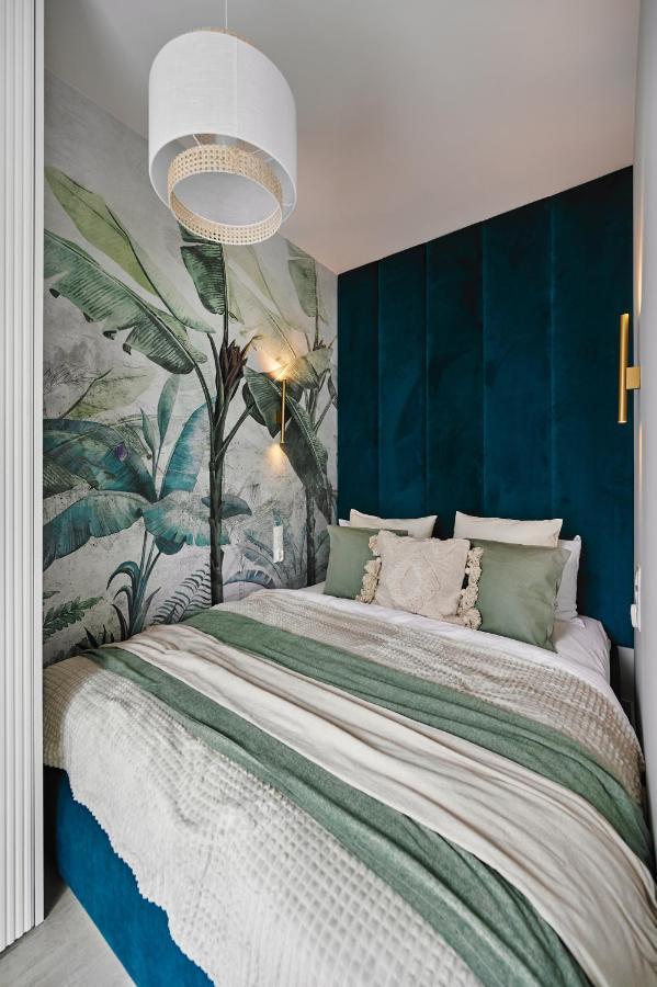 Golden Dreams Luxury Apartment 81 Краков Экстерьер фото